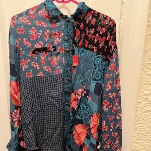 Vintage Carole Little cold shoulder top